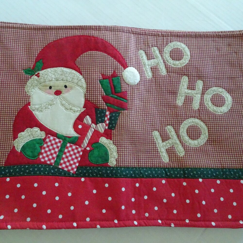 Placemats - Christmas - Santa Holiday Applique Placemats 18 x 13 Inch Set of 4